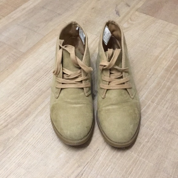 Lace-Up Loafers - Picture 2 of 7